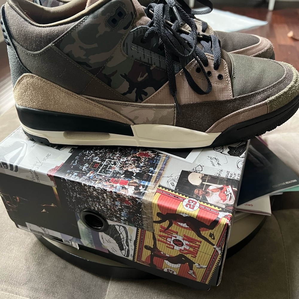 Air Jordan 3 Retro SE